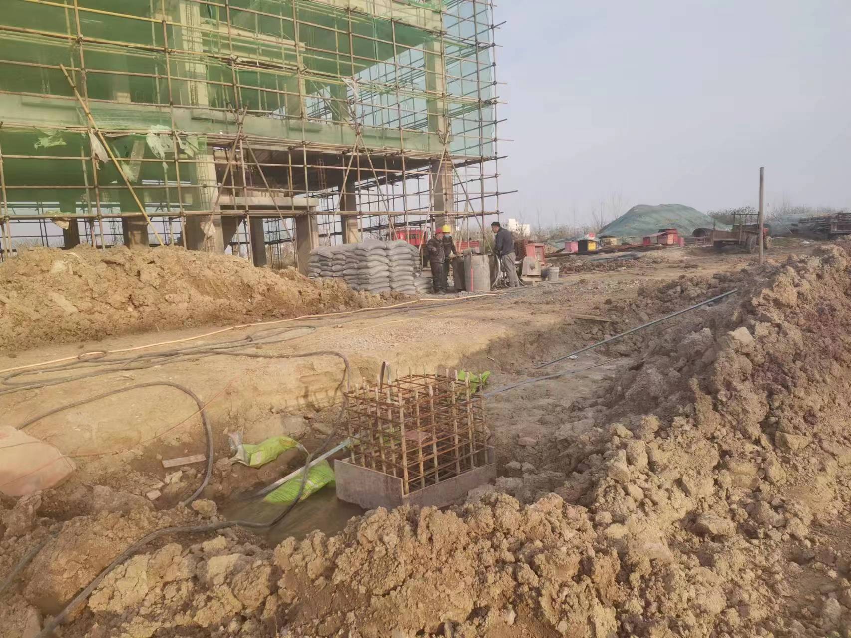 彝良当桥梁出现裂缝的时候应该及时加固修补